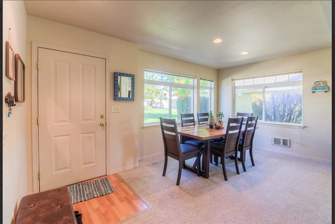 Timothy Park Duplexes — Photo 4