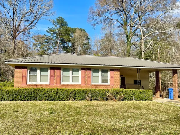 224 Hobbins Dr, Dublin, GA 31021