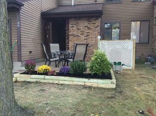 15 Sandybrook Dr, Langhorne, PA 19047