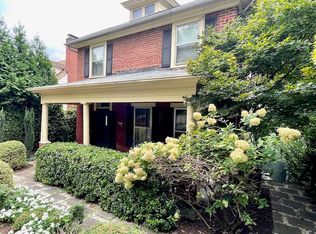 402 Altamont St APT A, Charlottesville, VA 22902