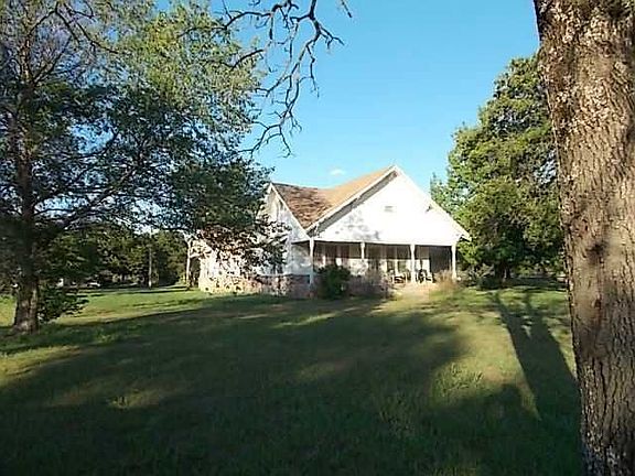 3rd image of 30402 Lakewood Cir