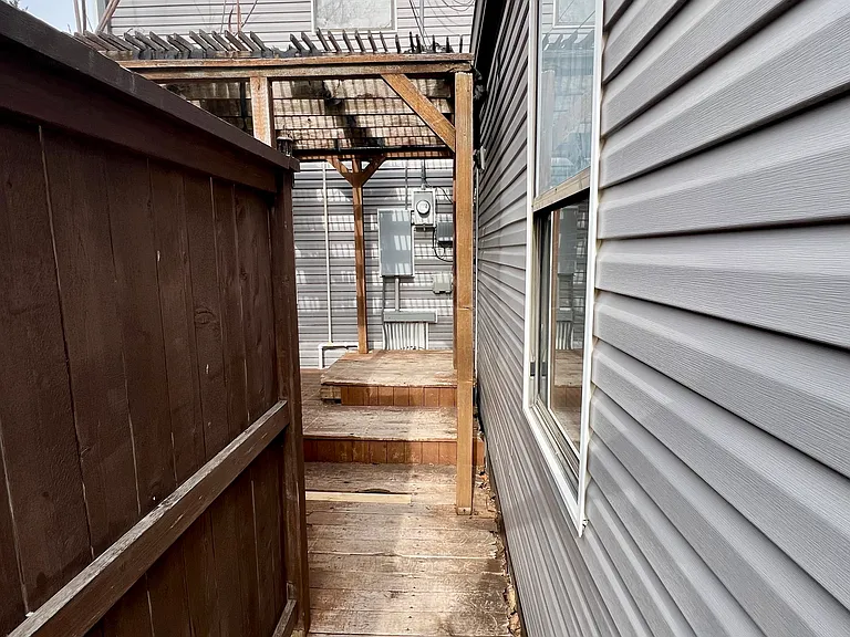Back Deck/Pergola