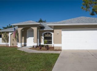 826 Santa Barbara Blvd, Cape Coral, FL 33991