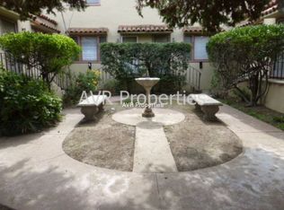 2555 College Ave, Livermore, CA