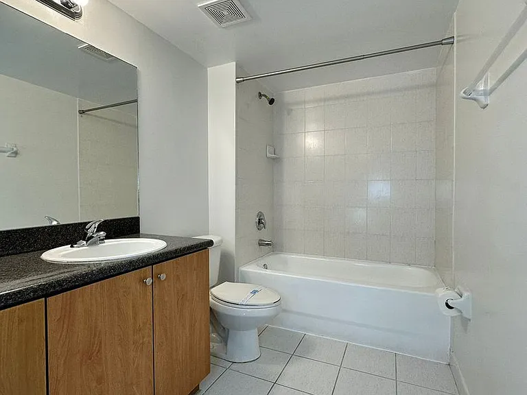 Vista del Rio Apartments — Photo 65