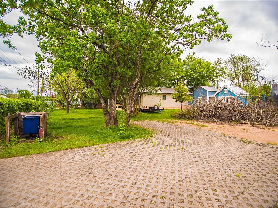 1st image of 2713 Sweeney Ln #2713
