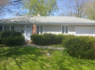 844 Keystone Cir, Northbrook, IL 60062