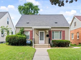 5828 W Melvina St, Milwaukee, WI
