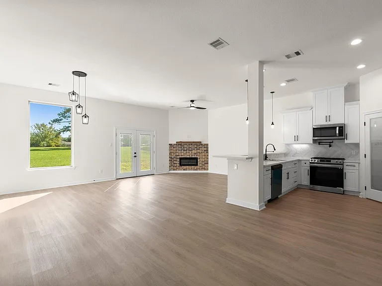 14822 Spica Ct — Photo 7