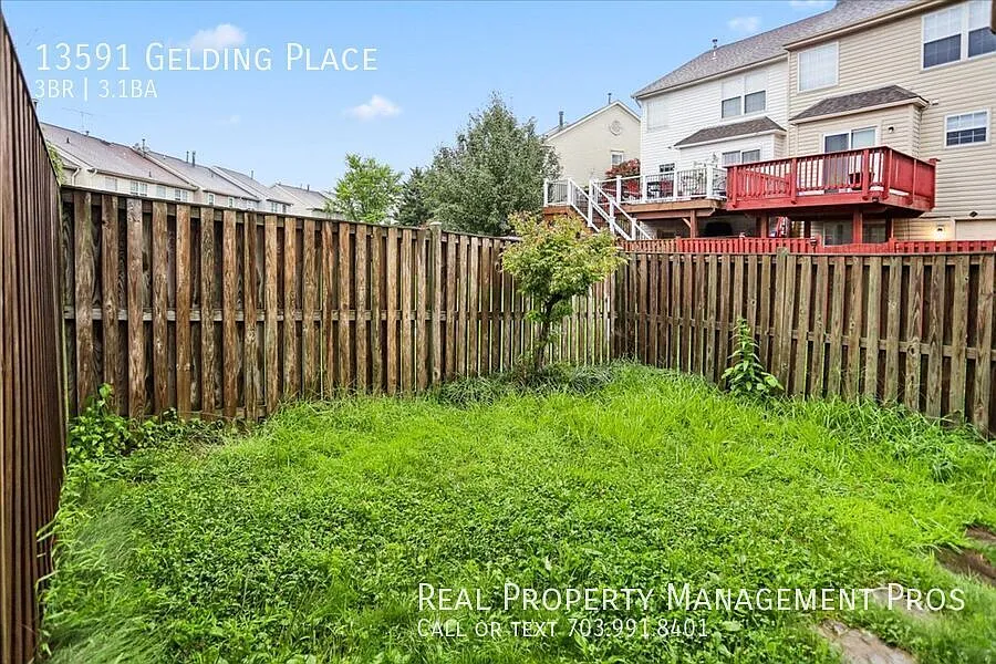 Qualify for a zero deposit/Fresh Paint/Deck — Photo 4