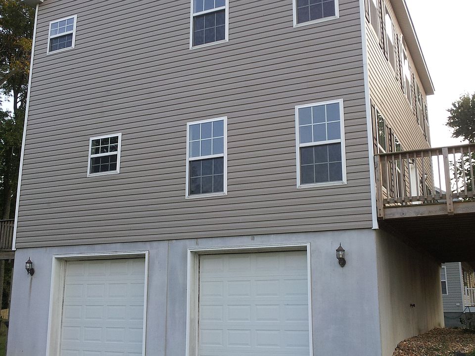 2nd image of 42 Hampshire Dr