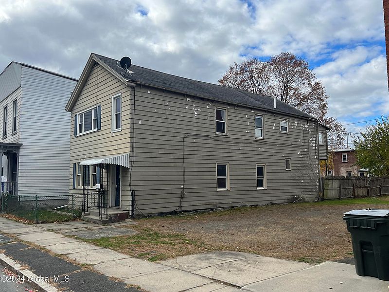 2nd image of 110 George Street