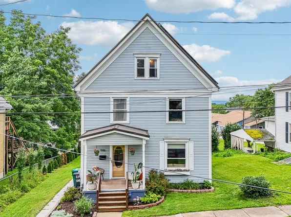 1146 Oak St, Indiana, PA 15701