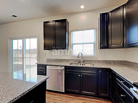 4th image of 5057 Twin River Dr
