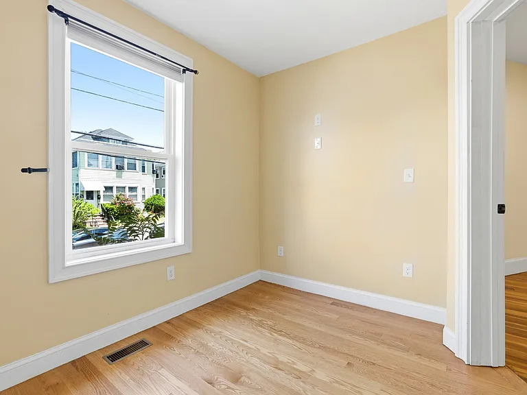 47 Metropolitan Ave #1 — Photo 14