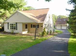 1878 Ridge Rd, Telford, PA 18969