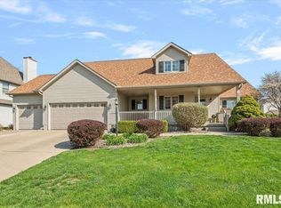 2705 Hastings Rd, Chatham, IL 62629