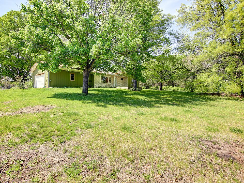 134 Summer Rd, Dixon, IL 61021 Zillow