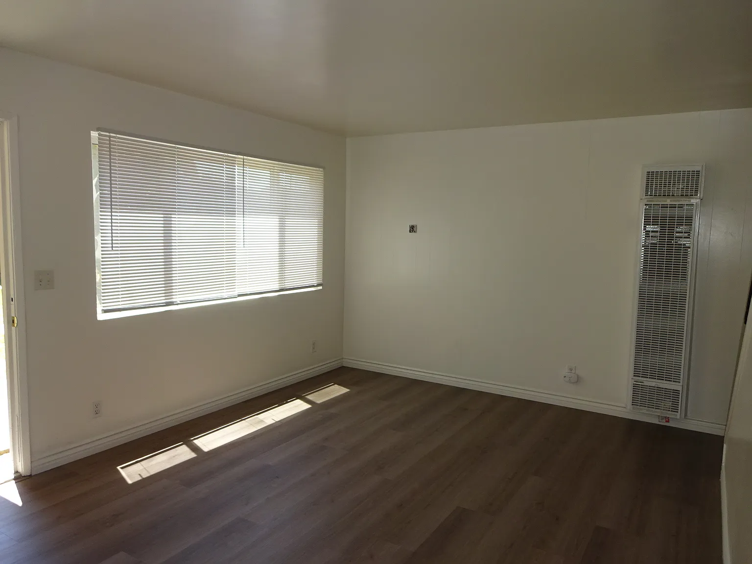 2 bed, 1.5 bath, $2,300 — Photo 4