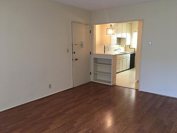 5th image of 122 S Buena Vista St #G
