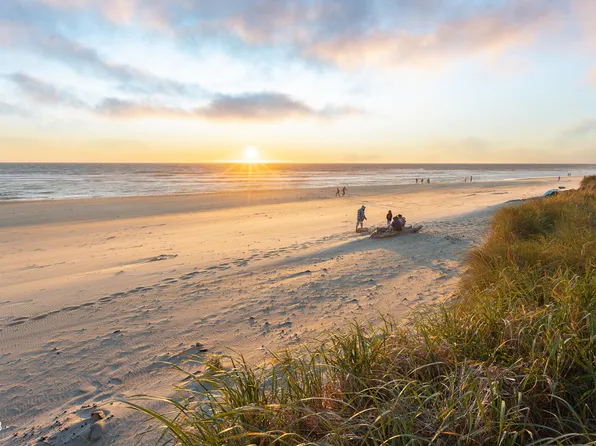 145 NW Inlet Ave #312, Lincoln City, OR 97367