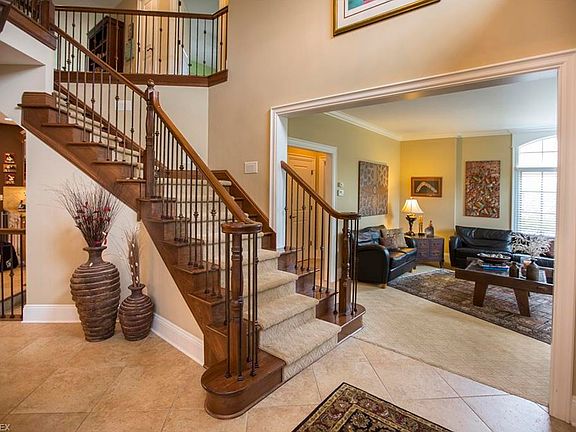 4th image of 1904 Bordeaux Way