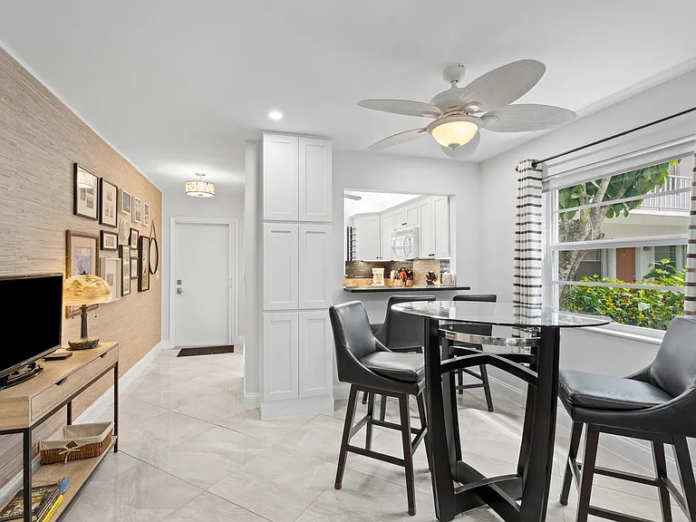 2600 SE Ocean Blvd #R2 — Photo 8