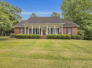 2810 Fox Ridge Rd, Ooltewah, TN 37363