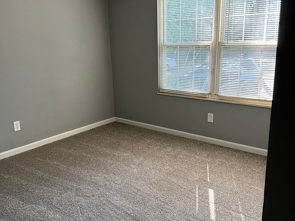 5th image of 6595 Nicholas St