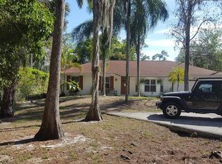 6076 Dogwood Way, Naples, FL 34116