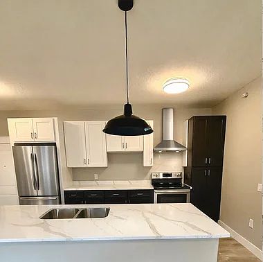 1st image of 648 Highton St #101