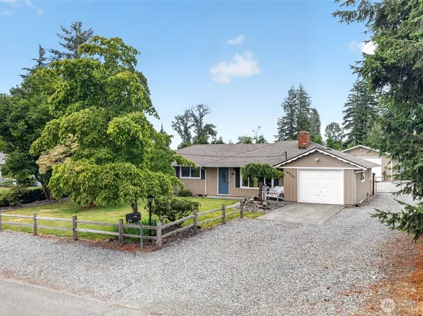 10521 50th Avenue E, Tacoma, WA 98446