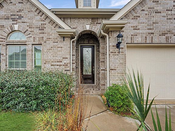 5th image of 520 Oldham St