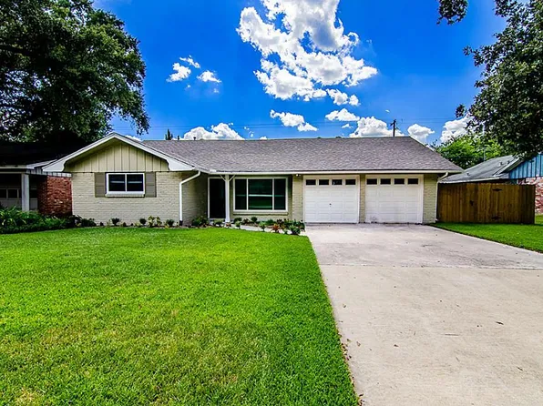 1819 Shadow Bend Dr, Houston, TX 77043