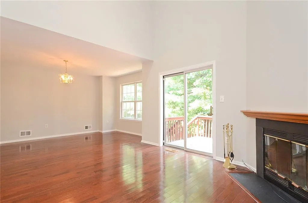 43 Heather Ct photo 1