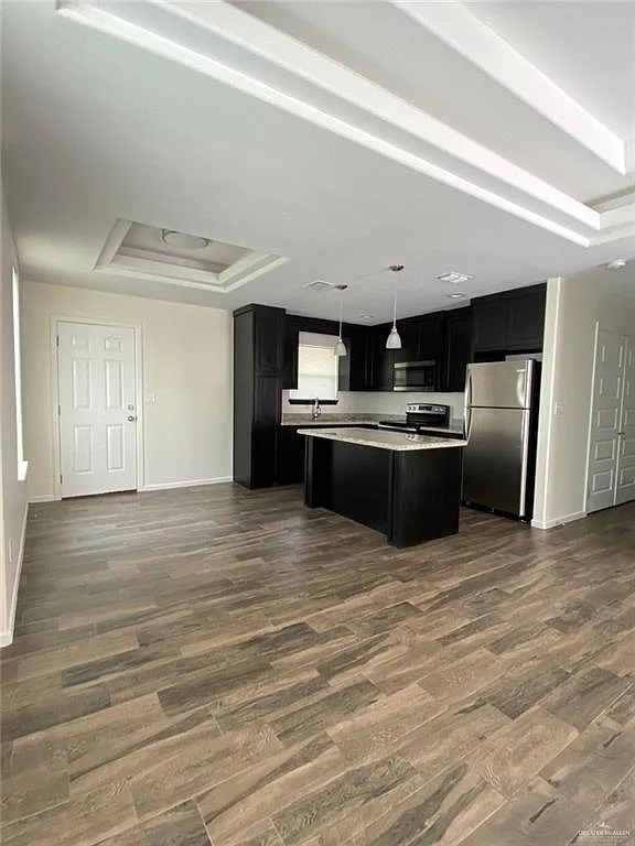 Building Photo - 1503 E Coyote St #1