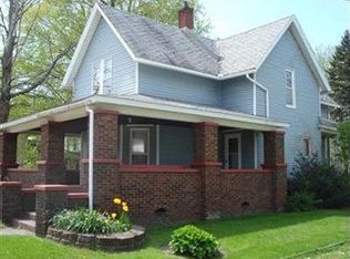 726 Main St, Conneaut, OH 44030