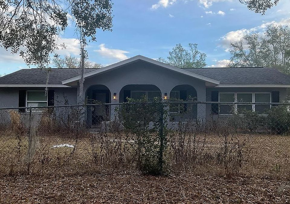 1st image of 9310 SE 164th Pl