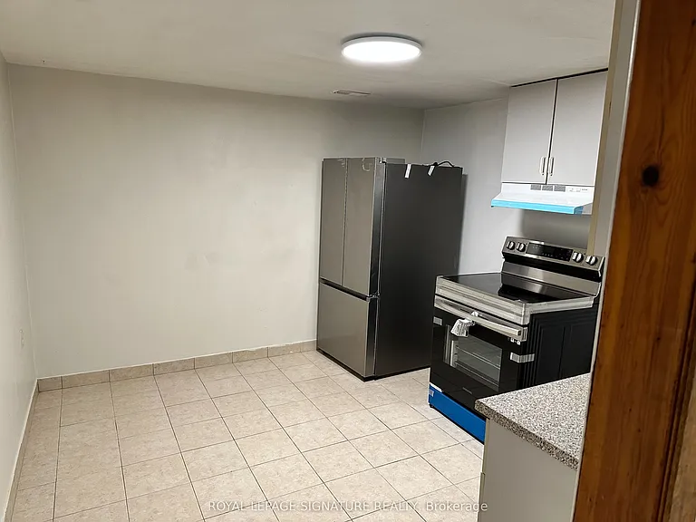 7 Limevale Cres #BASEMENT — Photo 7
