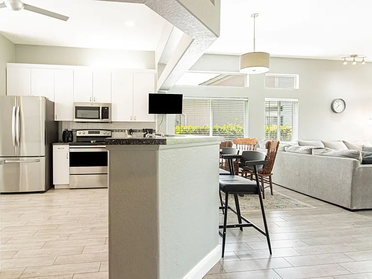 12855 Devonshire Lakes Cir — Photo 12