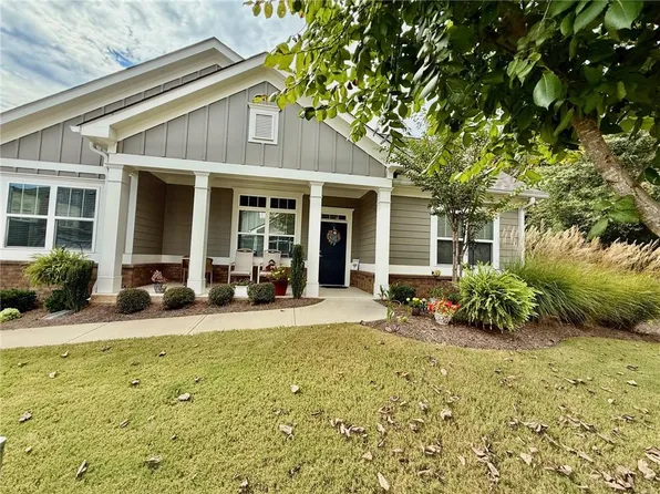 1902 Lexington Green Pnes, Cumming, GA 30040