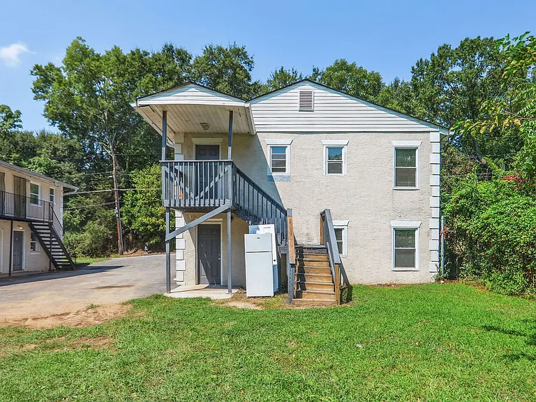619 Oliver St NW #B — Photo 17