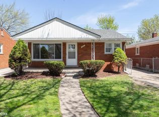 19637 Country Club Dr, Harper Woods, MI 48225