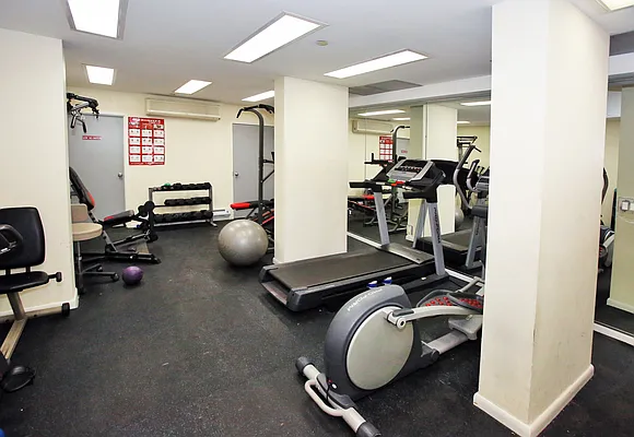 Sold by City Express Realty LLC | media 10