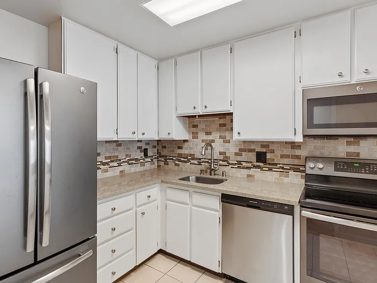 218 Tilton Ave #106 — Photo 6