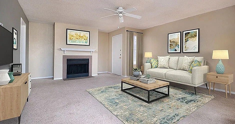 Huntington Pointe — Photo 2