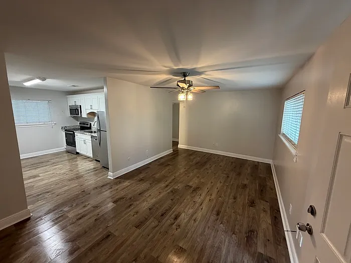 139 McDonnell Ave #19 — Photo 5
