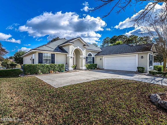 4th image of 13775 Victoria Lakes Dr