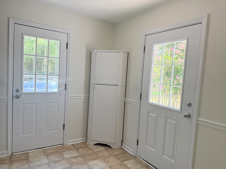 4925 Bear Bluff Rd — Photo 21