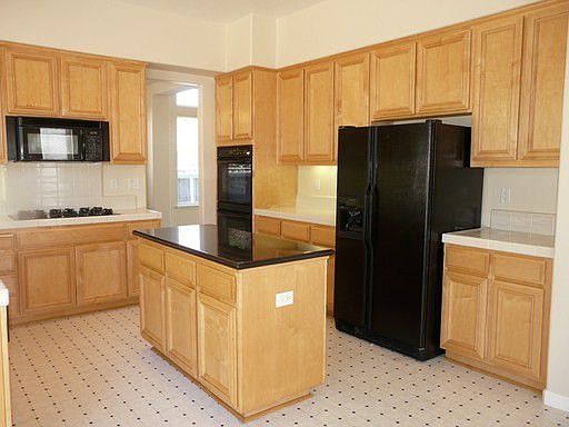 3rd image of 411 Denali Dr